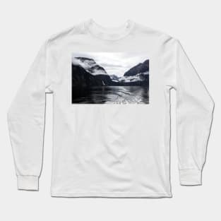 Milford Sound, New Zealand Long Sleeve T-Shirt